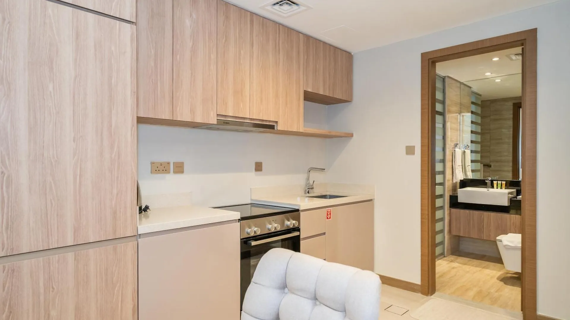 Live In Luxury Studio At Missoni Residences Dubai 0*,  Emirati Arabi Uniti