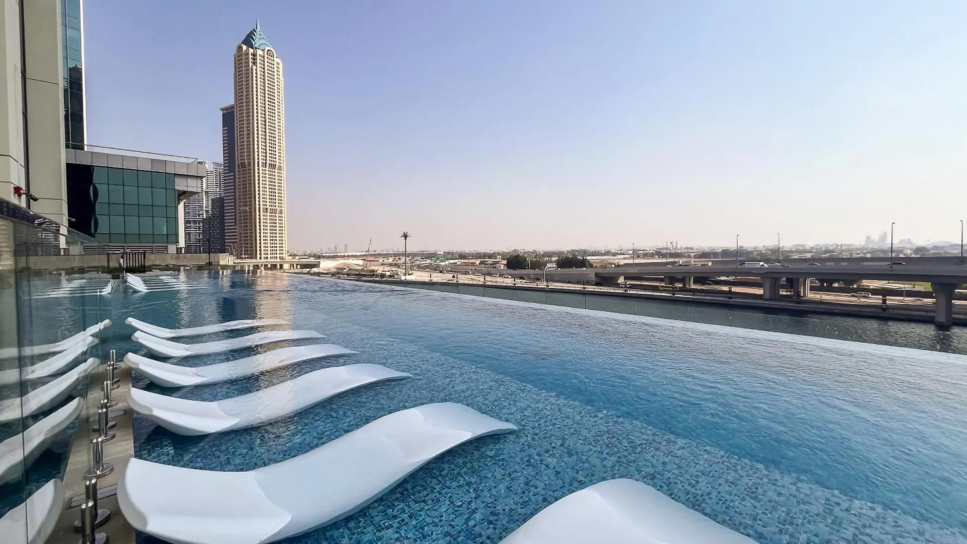 Live In Luxury Studio At Missoni Residences Dubai Appartamento